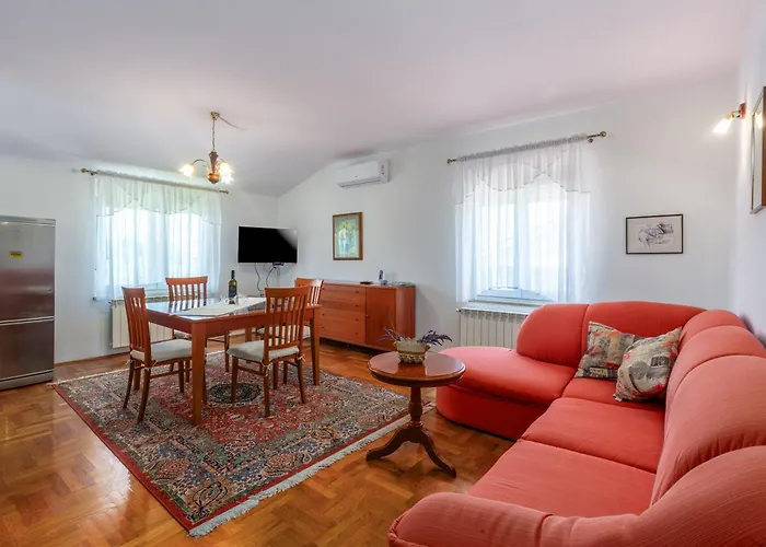 Anica Stinjan Apartamento *